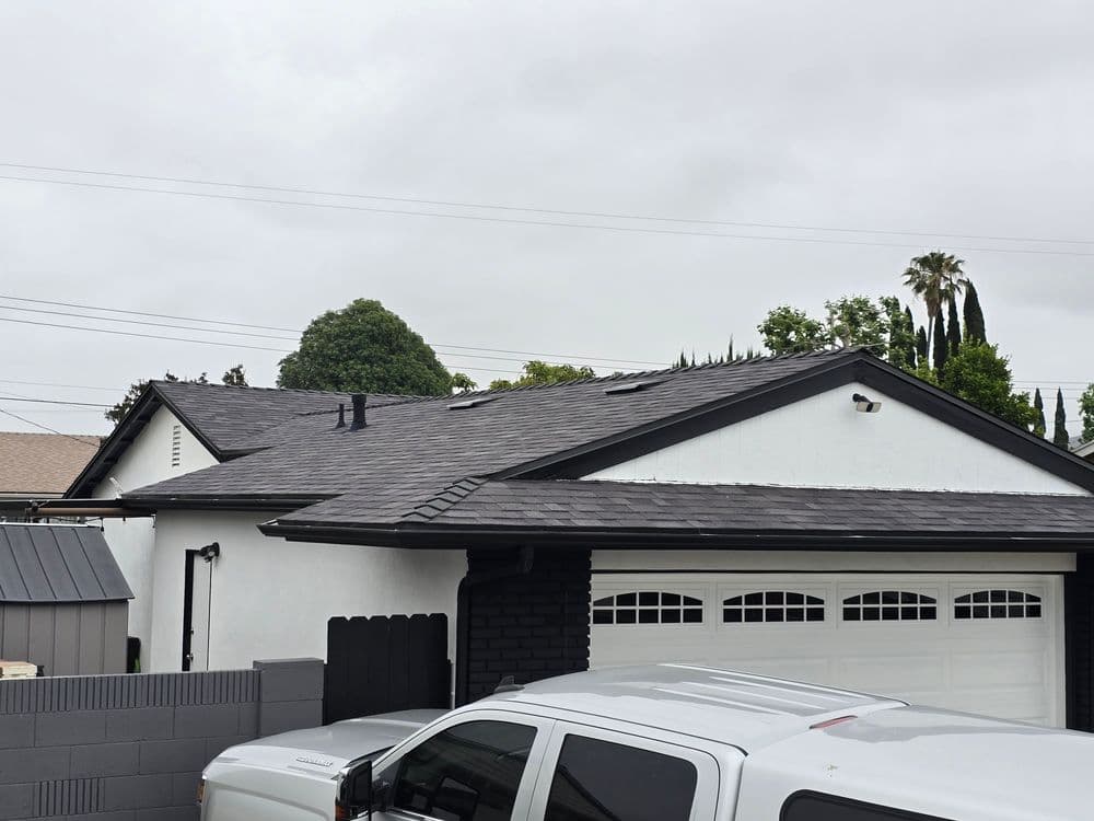 Gallery photos for Expert Asphalt Shingle Roof Installation: Image #1